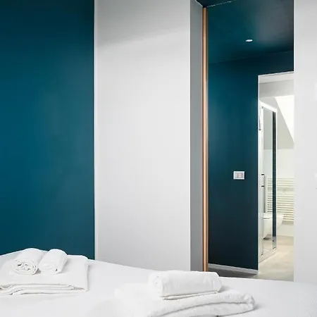 Design Attic Porta Venezia Centrale 65M2 - Self Check-In Milan Exterior photo