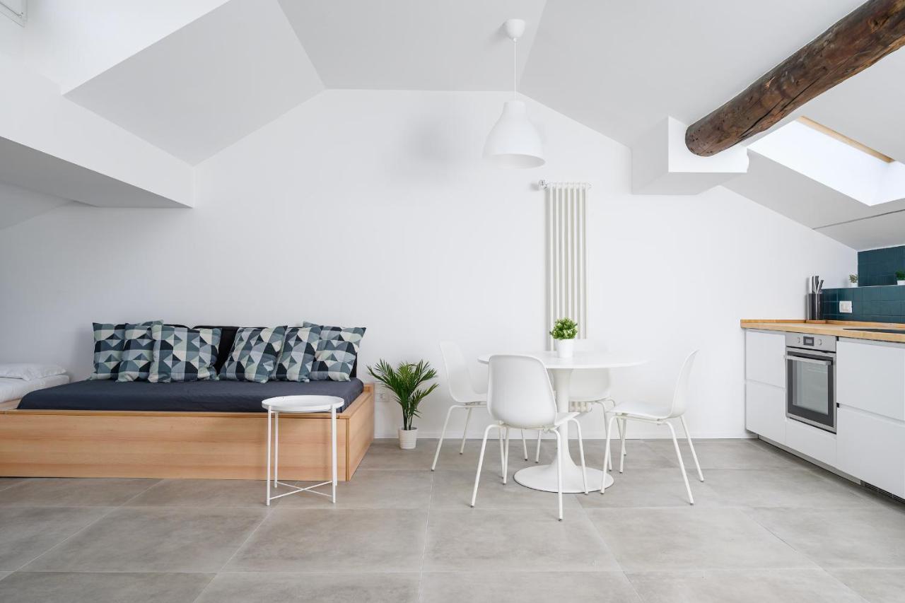 Design Attic Porta Venezia 65m2 - Self Check-in Milan